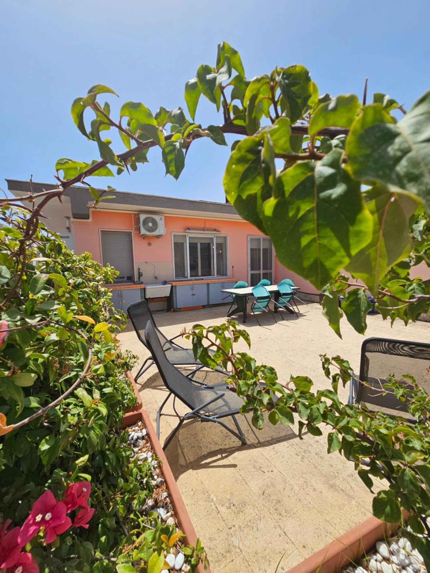 Stella-Guesthouse Solarino Exterior foto
